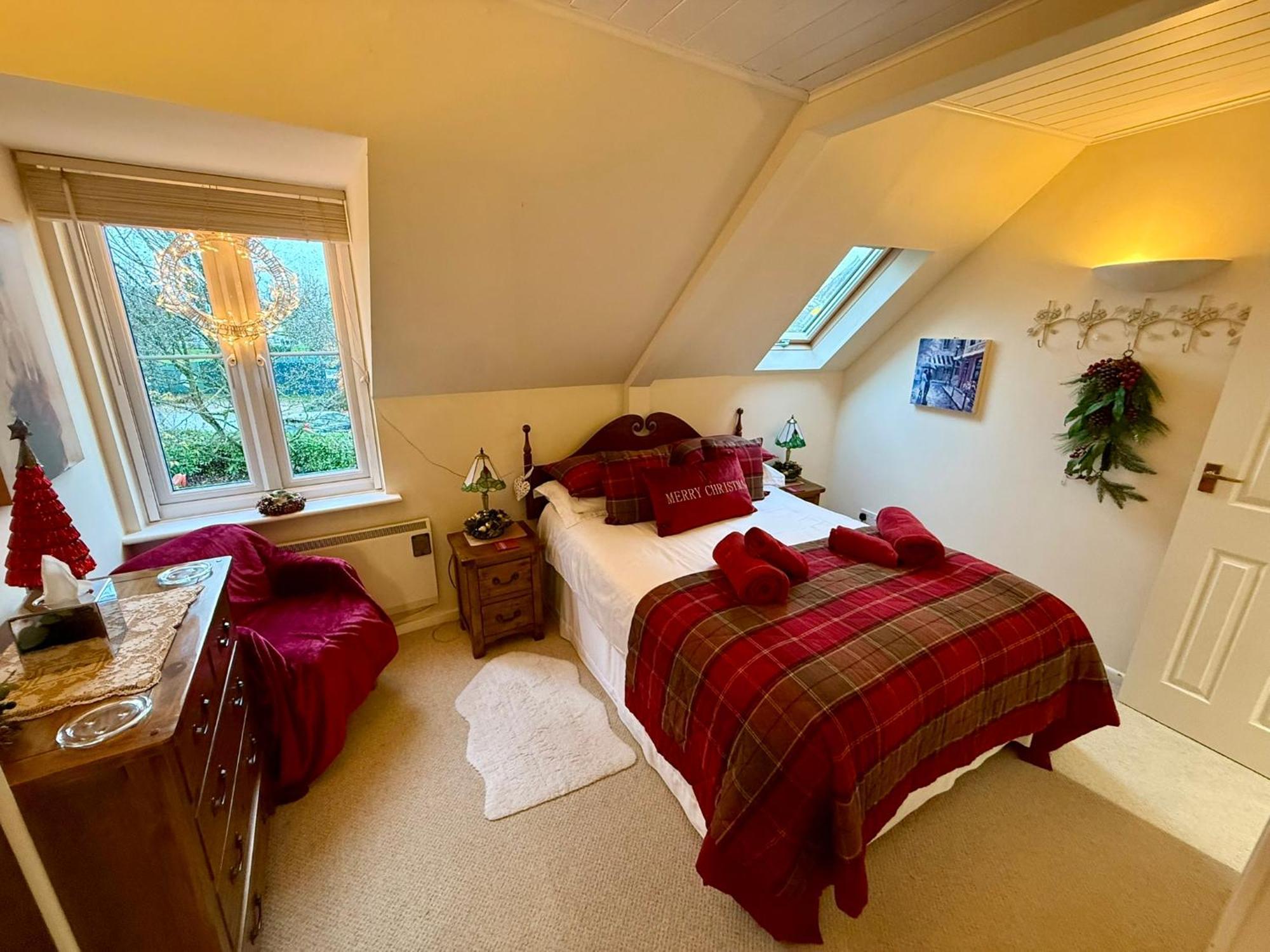 Luxury Kingfisher Lodge, Isis Lake, Within The Cotswold Waterpark Cirencester Εξωτερικό φωτογραφία